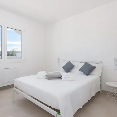 בית הארחה Greca Sant Isidoro (Sardinia)