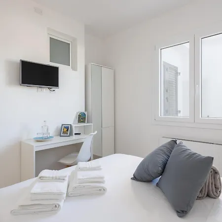 Greca בית הארחה Sant Isidoro (Sardinia)